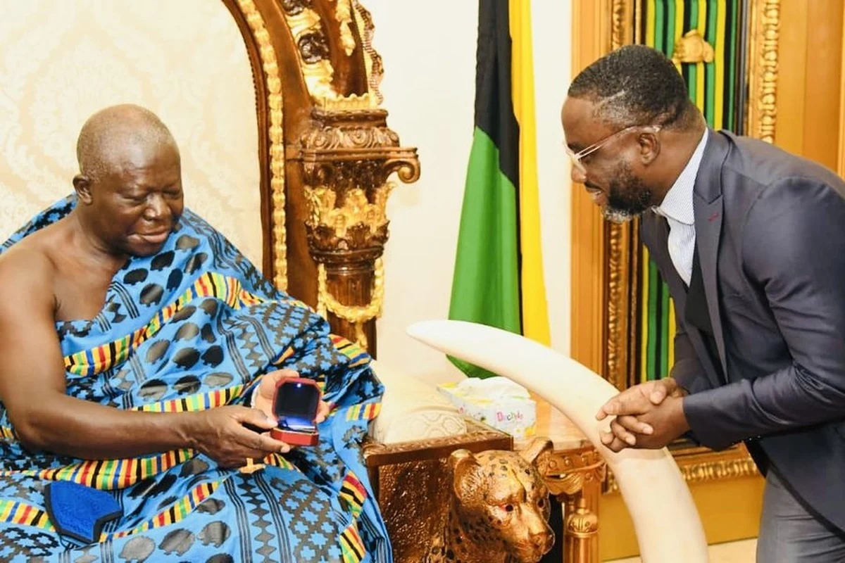 Otumfuo Osei Tutu II — Coin Presentation